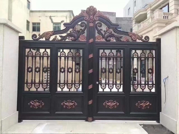 山東鋁藝大門(mén)